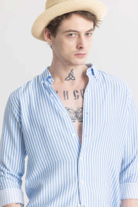 U TURN Men Striped Casual Blue Shirt